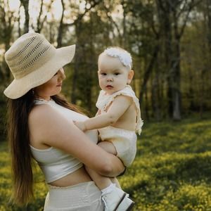 Meet your Posher, Annie